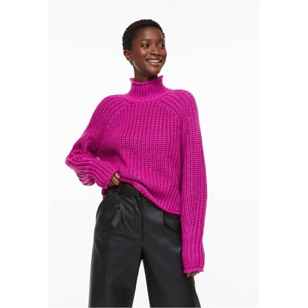 Chunky H&M Mock Neck Turtleneck Sweater 💗 - Picture 5 of 8